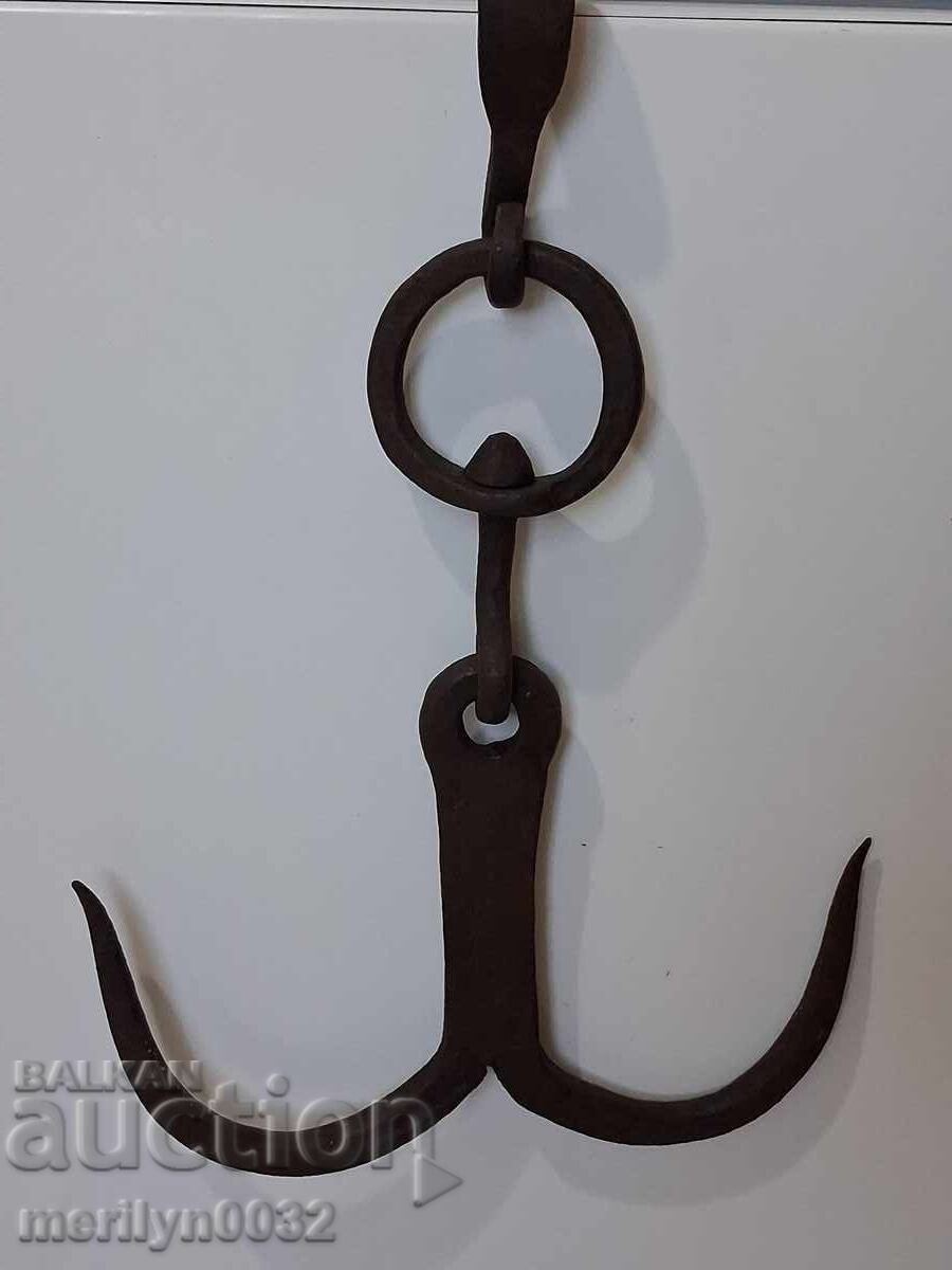 Licitație Cârlig antic din fier forjat, cârlig dublu
