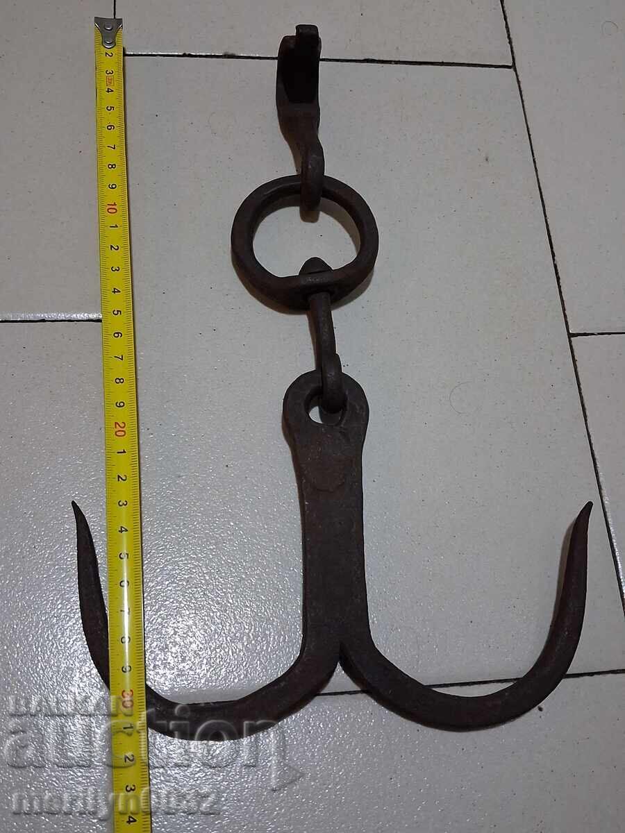 Livrarea Cârlig antic din fier forjat, cârlig dublu