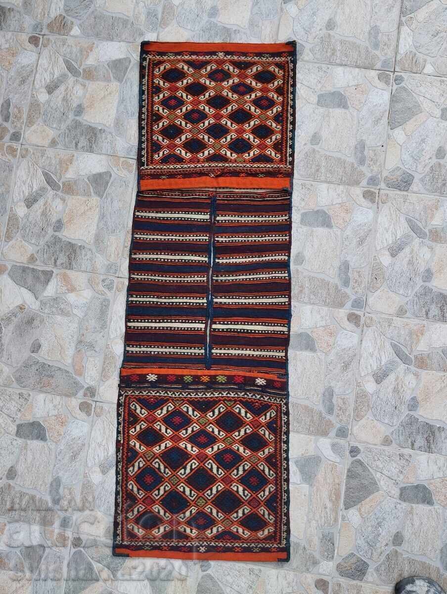 Traiste Autentice 100% lână. Vechi, dar nepurtate! cu preț € 75.00 | 146.69 BGN