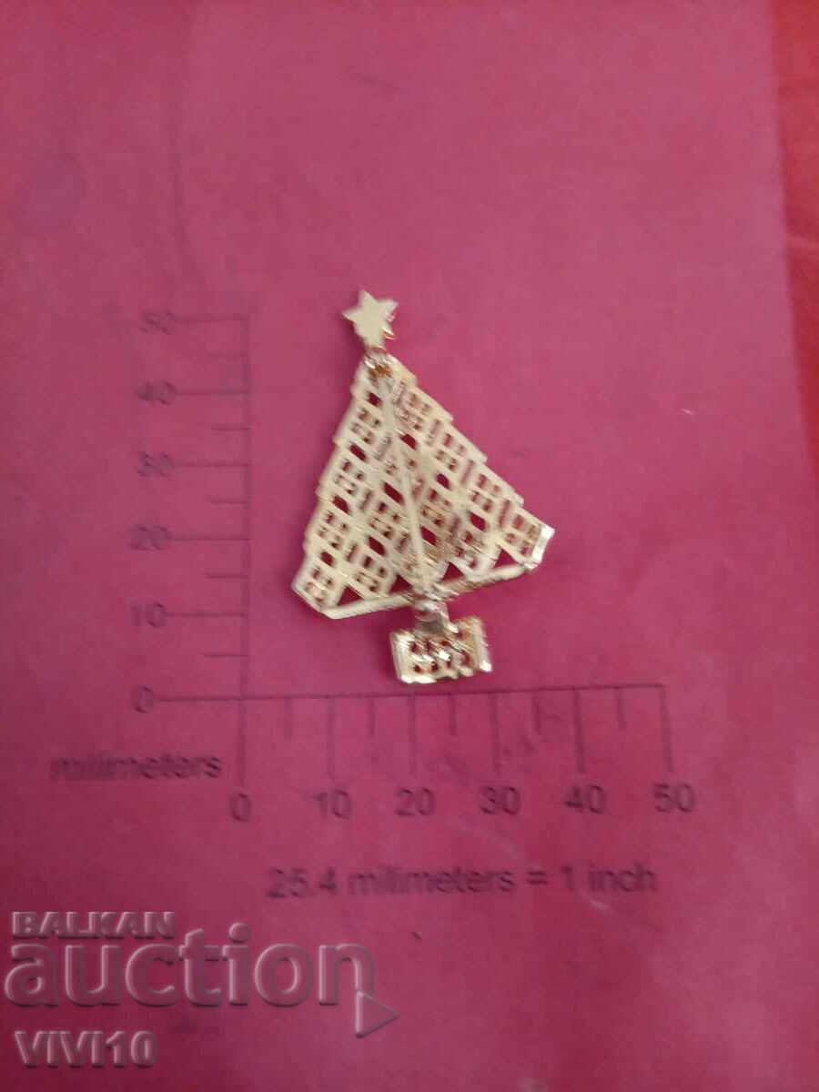 Gorgeous brooch with Gold Plating with price 20.00 BGN | € 10.23