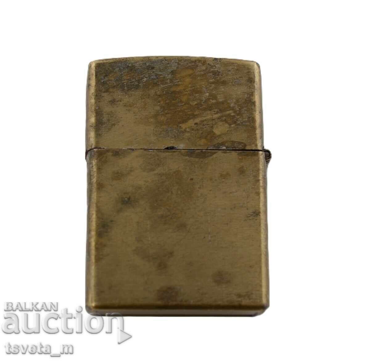 Brichetă pe benzină BULGARIA cu preț 4.00 BGN | € 2.05 Brichetă pe benzină BULGARIA cu preț 4.00 BGN | € 2.05