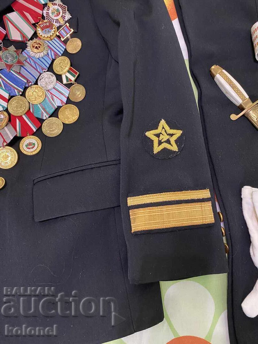 Доставка на Парадна черна униформа на контраадмирал Доставка на Парадна черна униформа на контраадмирал