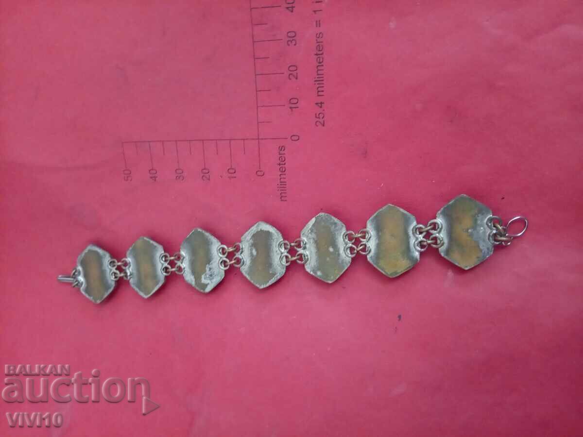 Brățară veche emailată cu preț € 30.00 | 58.67 BGN
