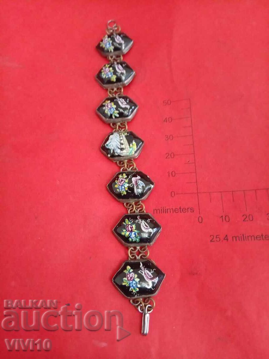 Старинна гривна емаил