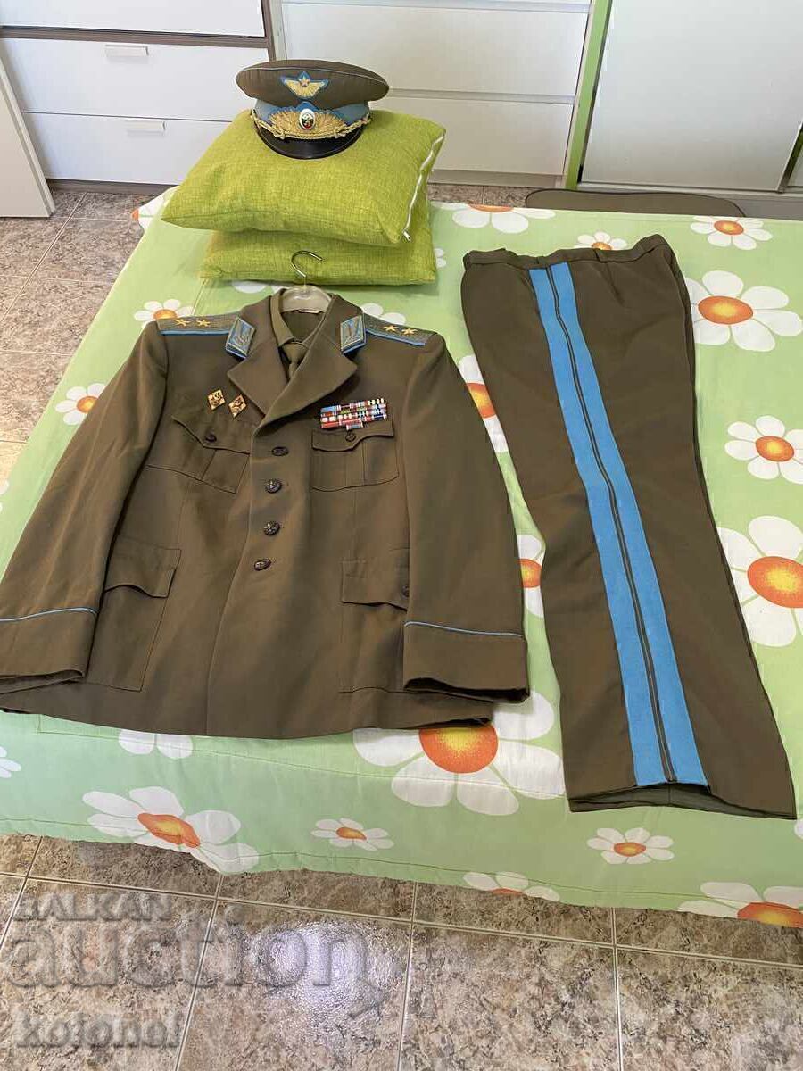 Uniformă de general-locotenent din PVO și VVS / soc/ Uniformă de general-locotenent din PVO și VVS / soc/