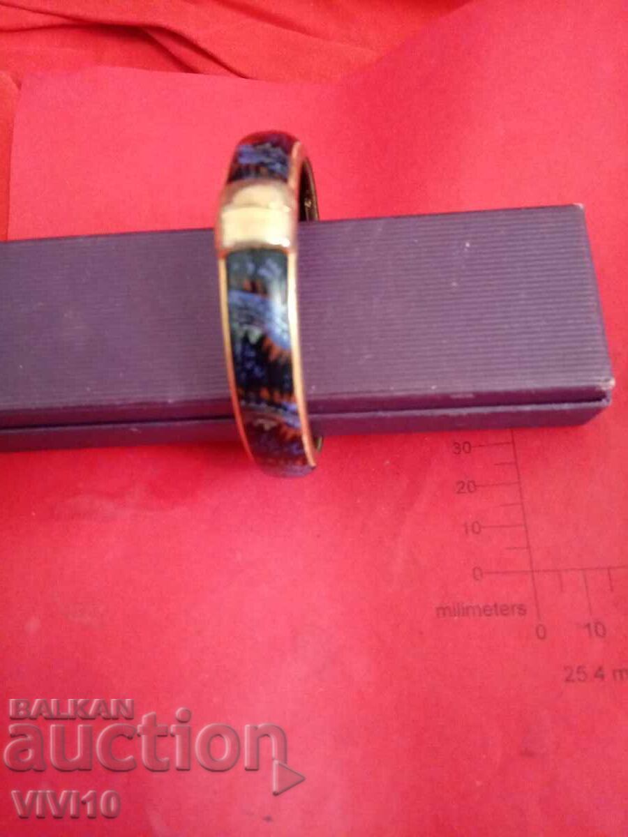 Αρχαίο βραχιόλι σμάλτου με τιμή € 25.00 | 48.90 BGN