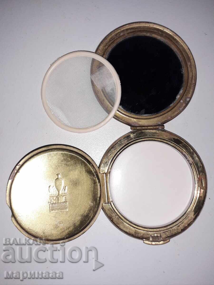 PUDRĂ VECHE, OGLINDĂ. BRONZ. URSS PUDRĂ VECHE, OGLINDĂ. BRONZ. URSS