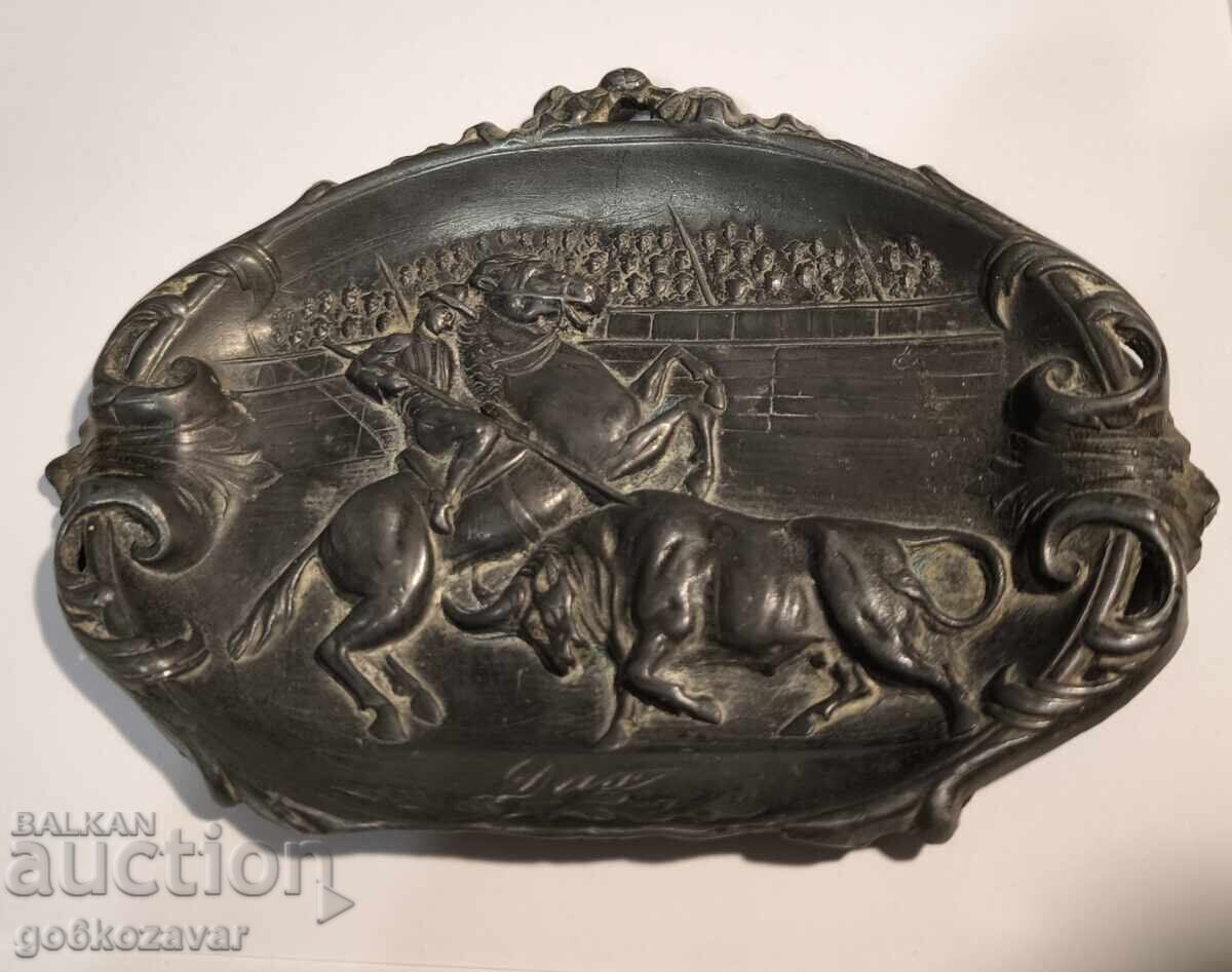 Κορίδα Vintage Εικόνα Πλάκα από μόλυβδο κασσίτερο 19-20ος αιώνας ! με τιμή 28.00 BGN | € 14.32