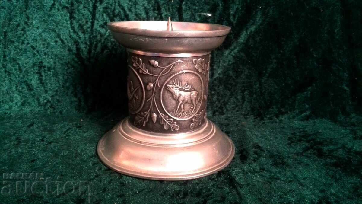 κυνηγετικό κηροπήγιο με θέμα το κυνήγι