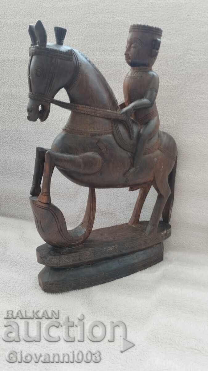 Figurină din lemn - cal