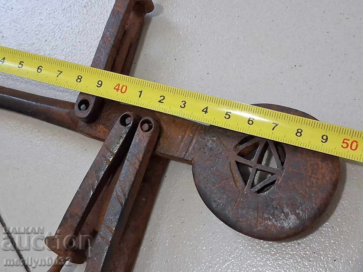 Delivery of Bulgarian scale with mace Ottoman Empire weight