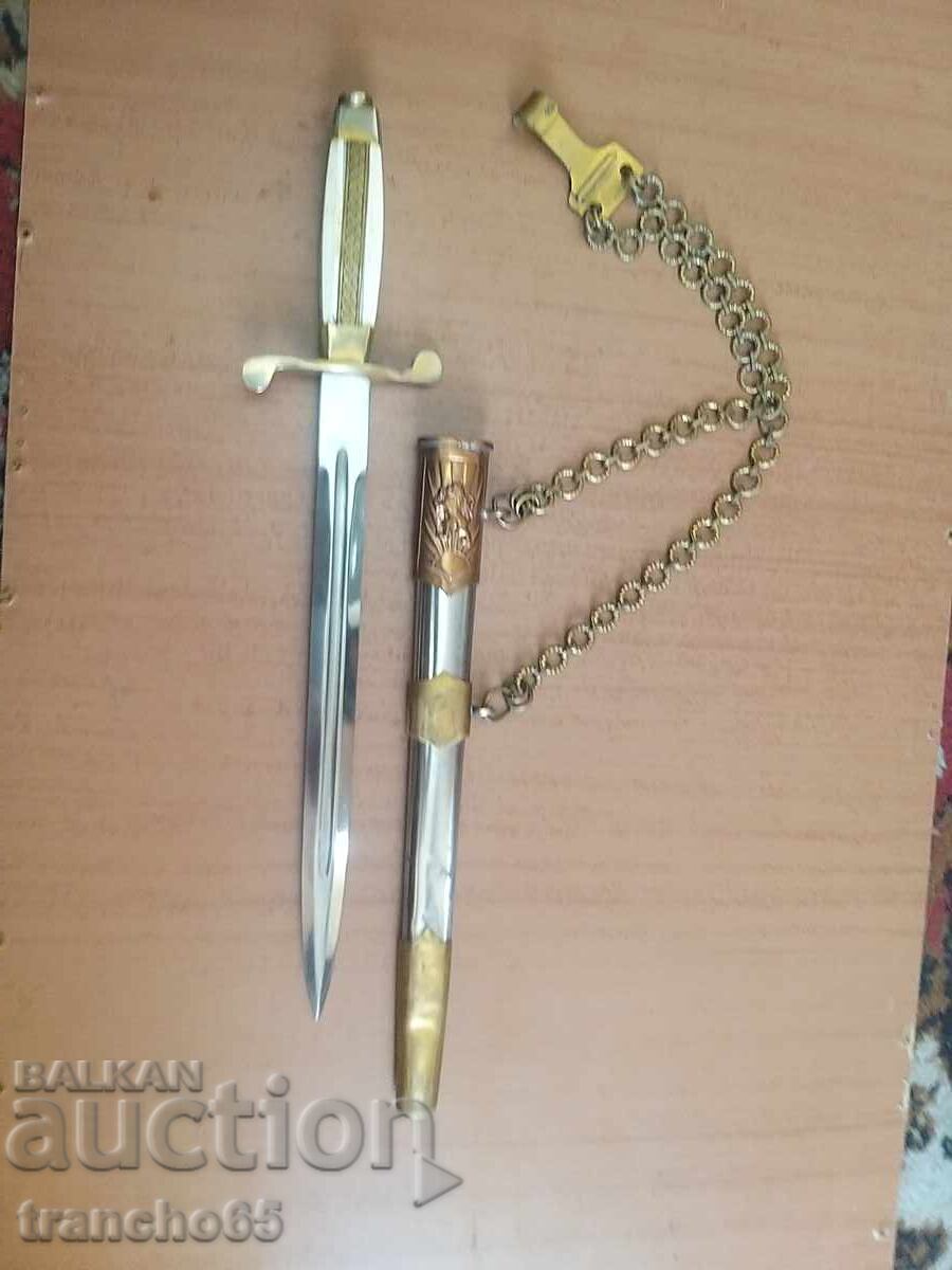 Αξιωματικός παραδοσιακός σουγιάς μοντέλο 1951, δεύτερη έκδοση Αξιωματικός παραδοσιακός σουγιάς μοντέλο 1951, δεύτερη έκδοση