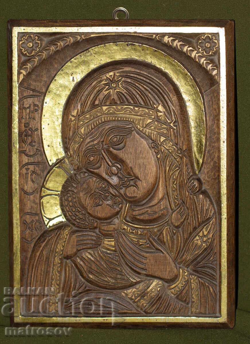 Contemporary wood carving icon, panel "Virgin Mary with the Child" with price 250.00 BGN | € 127.82 Contemporary wood carving icon, panel "Virgin Mary with the Child" with price 250.00 BGN | € 127.82