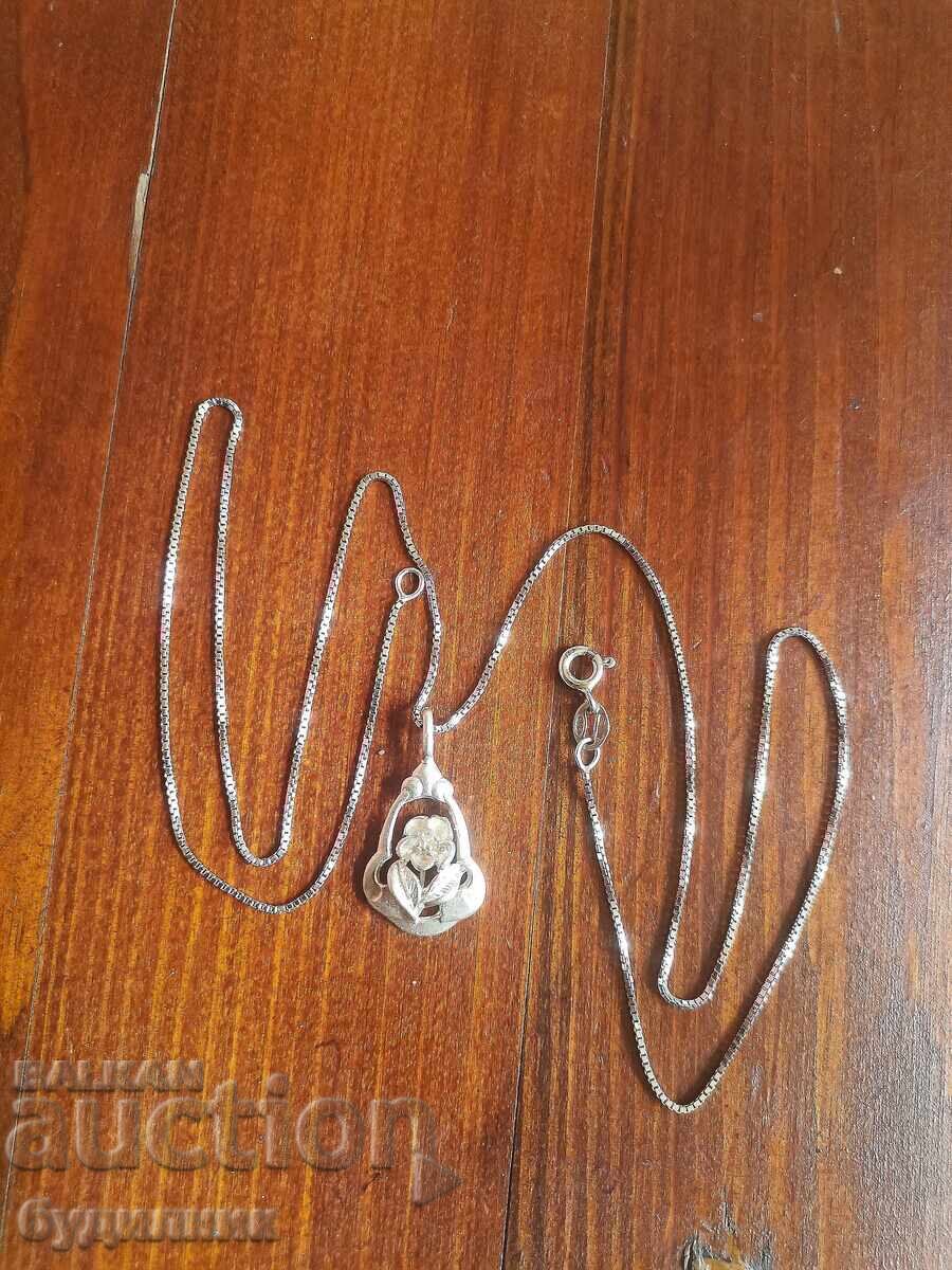 Silver chain with pendant. 925 Sterling Silver. 49cm. Selling over 100 with price 29.99 BGN | € 15.33