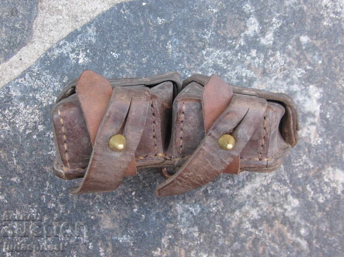 Παράδοση V.S.V. Tsarstvo Bŭlgariya Βουλγαρική Βασιλική Στρατιωτική Δερμάτινη Παλάσκα Παράδοση V.S.V. Tsarstvo Bŭlgariya Βουλγαρική Βασιλική Στρατιωτική Δερμάτινη Παλάσκα