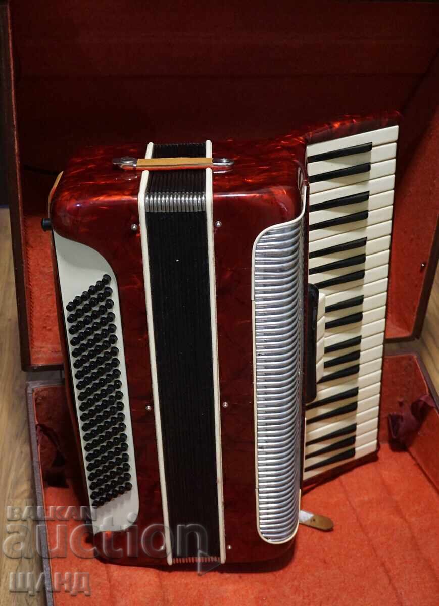 Lignatone Acordeon 120 basi instrument muzical excelent
