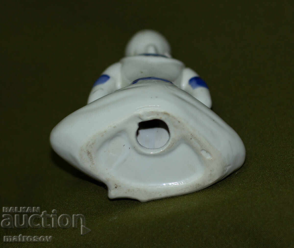 Παλιά πορσελάνινη φιγούρα μοναχού - 6