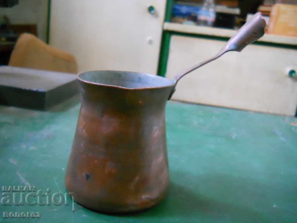 Old copper kettle Old copper kettle