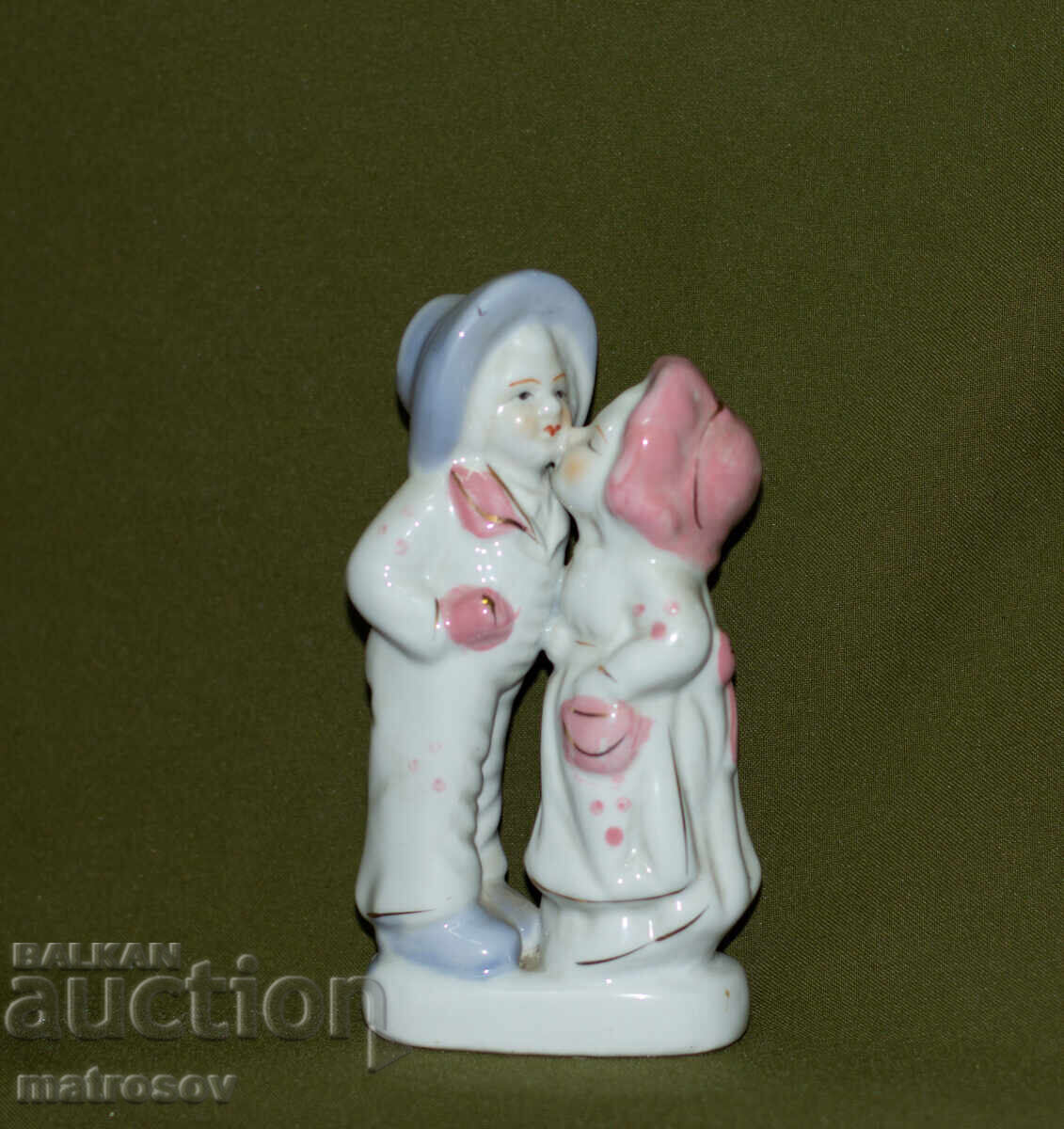 Δημοπρασία Παλαιό πορσελάνινο ειδώλιο αγοριού και κοριτσιού