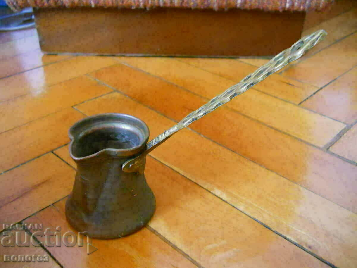 Old copper kettle Old copper kettle