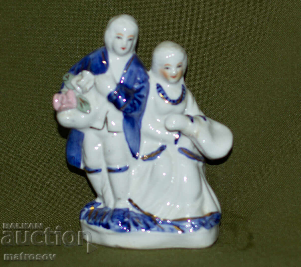 Аукцион Стара порцеланова статуетка двойка Аукцион Стара порцеланова статуетка двойка