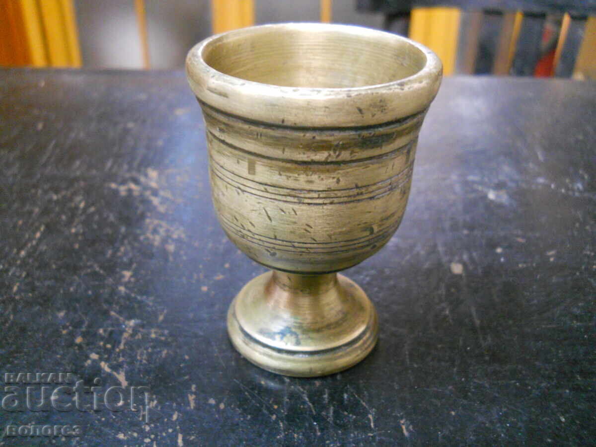 Antique bronze mortar Antique bronze mortar