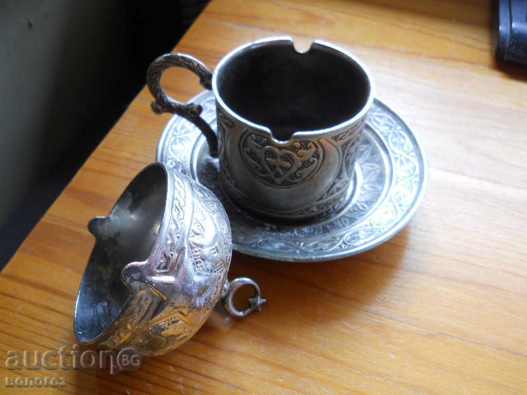 Licitație Coaster vechi de ceai din sticla - Turcia Licitație Coaster vechi de ceai din sticla - Turcia