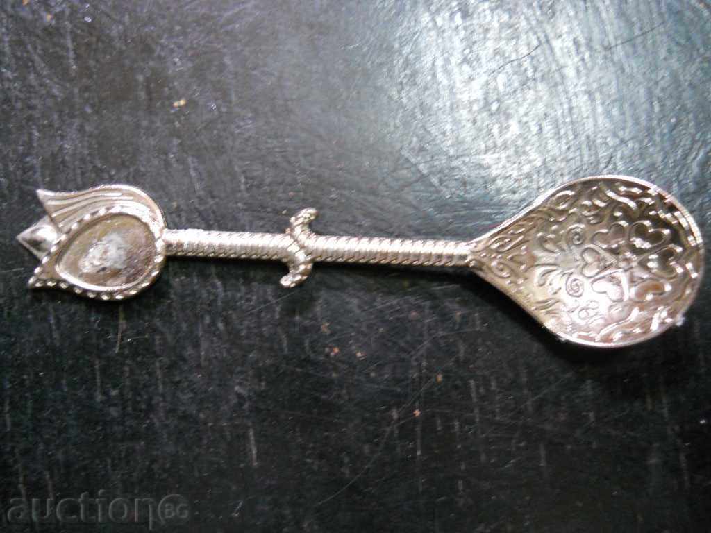 Лъжичка за чай с тугра с цена 1.00 лв. | € 0.51 Лъжичка за чай с тугра с цена 1.00 лв. | € 0.51