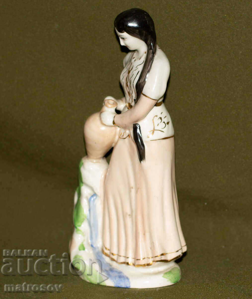 Δημοπρασία Διακοσμητική Ρωσική πορσελάνινη φιγούρα γυναίκα με στάμνα Δημοπρασία Διακοσμητική Ρωσική πορσελάνινη φιγούρα γυναίκα με στάμνα