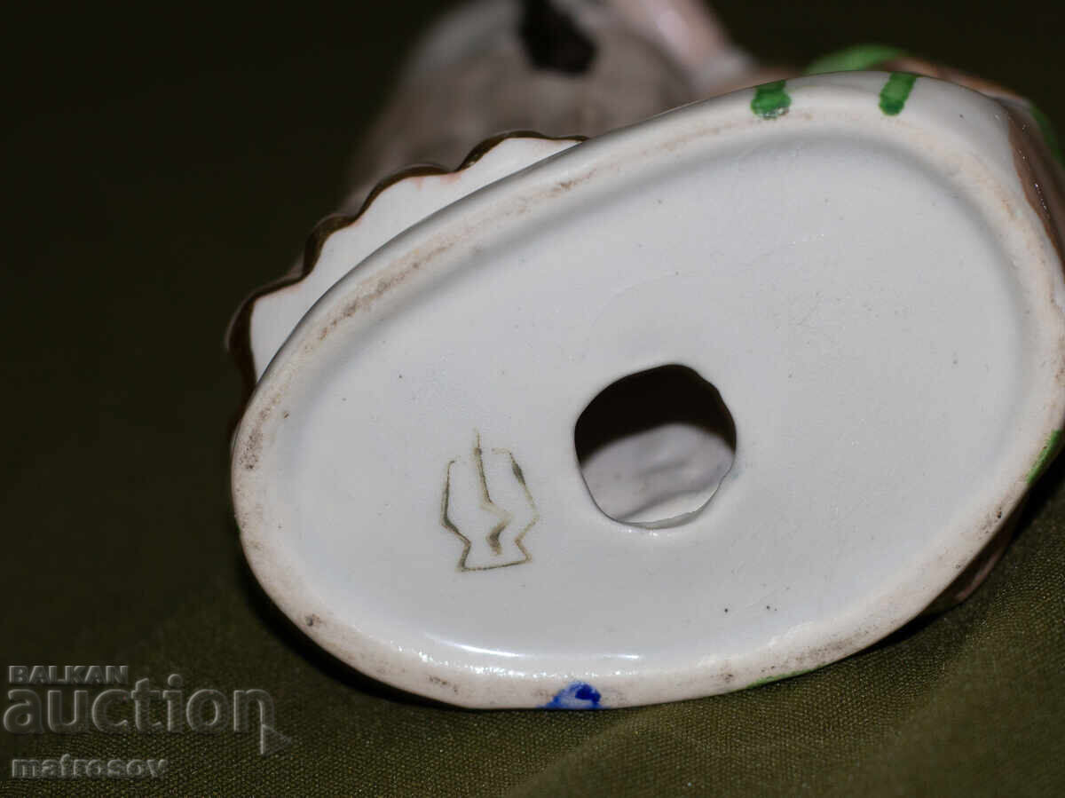 Διακοσμητική Ρωσική πορσελάνινη φιγούρα γυναίκα με στάμνα - 6 Διακοσμητική Ρωσική πορσελάνινη φιγούρα γυναίκα με στάμνα - 6