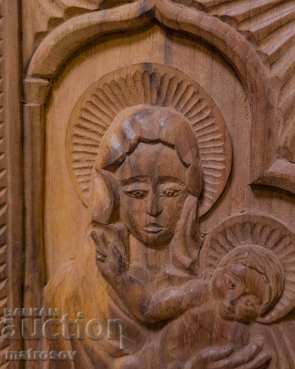 Аукцион Съвременна дърворезба икона "Богородица с Младенеца"