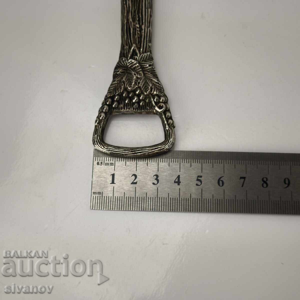 Old metal bottle opener with grape motifs #6151 - 7