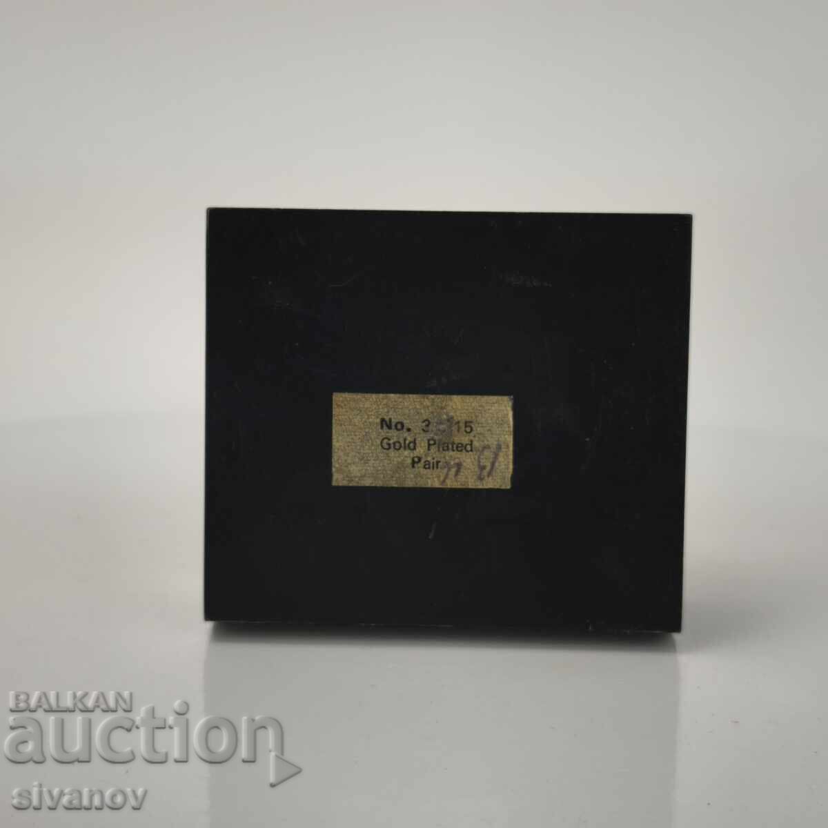 Δημοπρασία Παλιά κουμπιά για μανικετόκουμπα επιχρυσωμένα Monarch USSR#6154