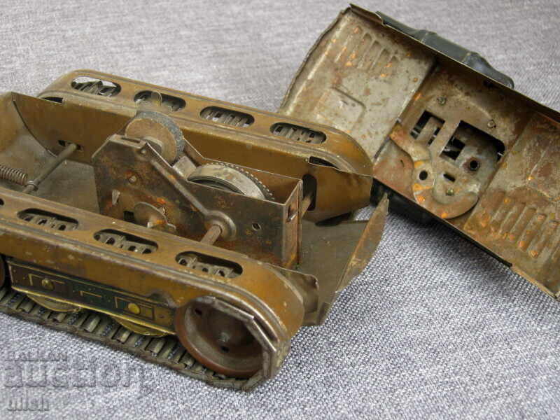 Γερμανικό μεταλλικό μηχανικό τενεκεδένιο παιχνίδι μοντέλο τανκ Α680 - 5 Γερμανικό μεταλλικό μηχανικό τενεκεδένιο παιχνίδι μοντέλο τανκ Α680 - 5