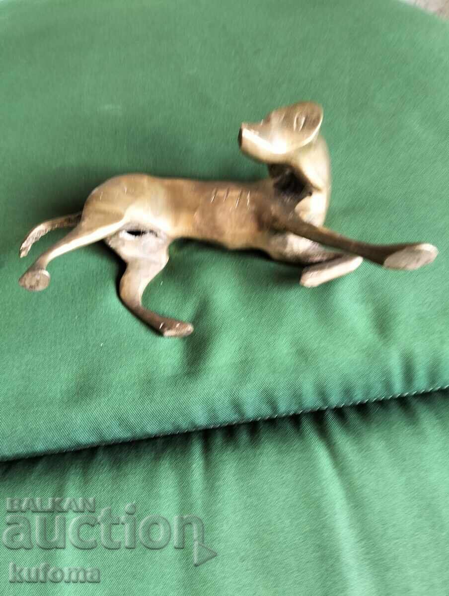 Аукцион Бронзово куче , бронзова статуетка  на куче