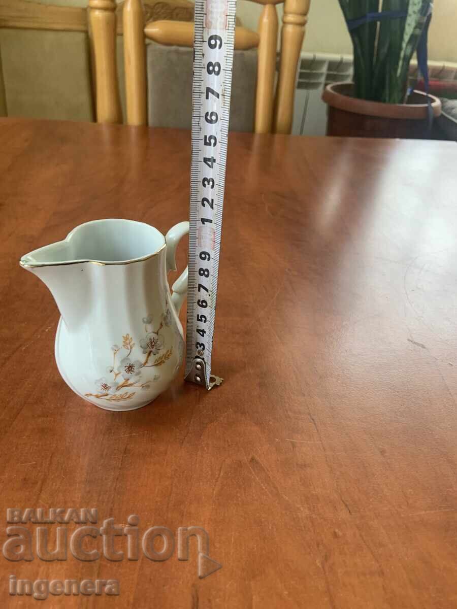 PORCELAIN COFFEE POT - BULGARIA with price 9.00 BGN | € 4.60 PORCELAIN COFFEE POT - BULGARIA with price 9.00 BGN | € 4.60