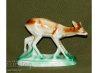 Statuetă decorativă din porțelan bulgăresc, căprioară