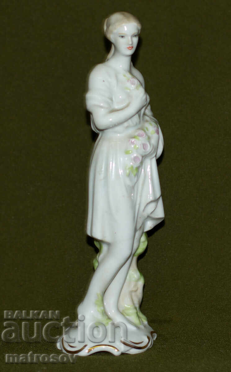 Δημοπρασία Ρουμανικό πορσελάνινο ειδώλιο κοπέλας Δημοπρασία Ρουμανικό πορσελάνινο ειδώλιο κοπέλας