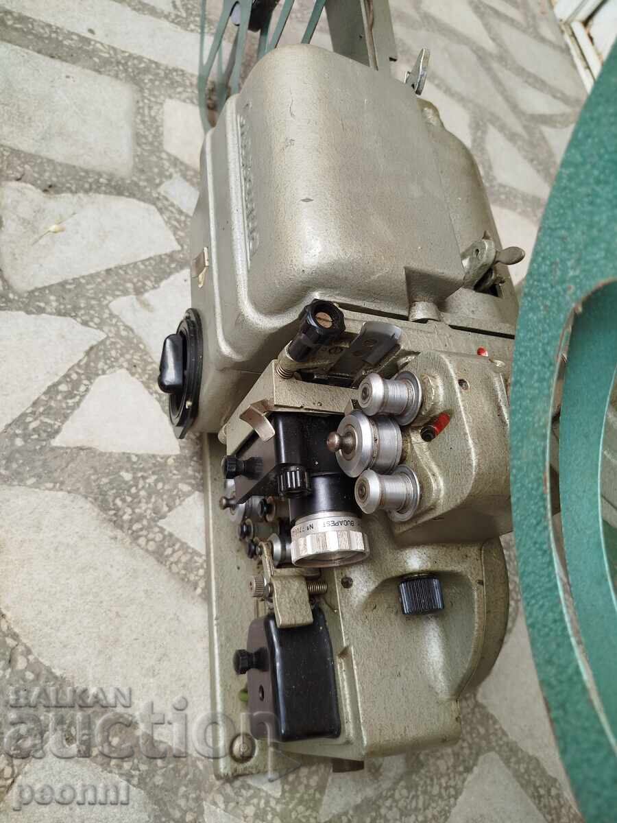 Προβολέας ταινιών "Σλαβιάνκα" με τιμή 120.00 BGN | € 61.36 Προβολέας ταινιών "Σλαβιάνκα" με τιμή 120.00 BGN | € 61.36