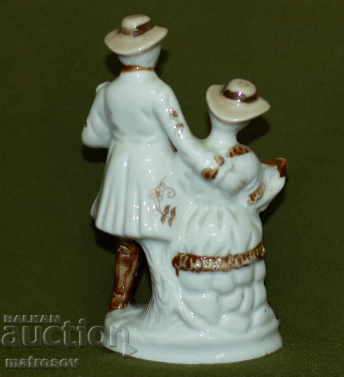 Licitație Veche statuetă de porțelan cu un cuplu de muzicanți