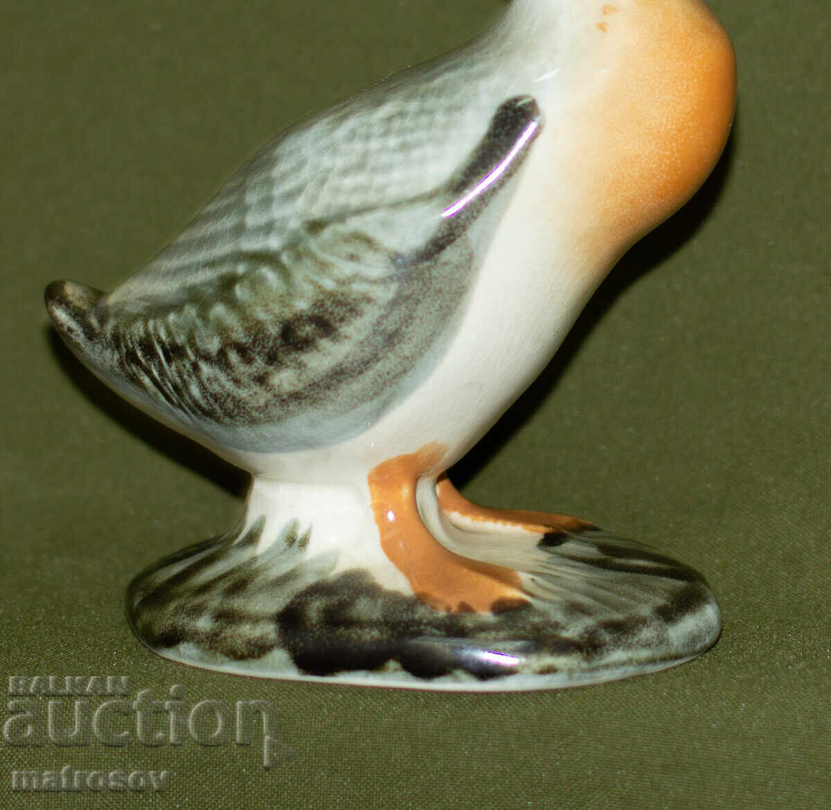 Livrarea Statuetă decorativă din porțelan, rață Livrarea Statuetă decorativă din porțelan, rață