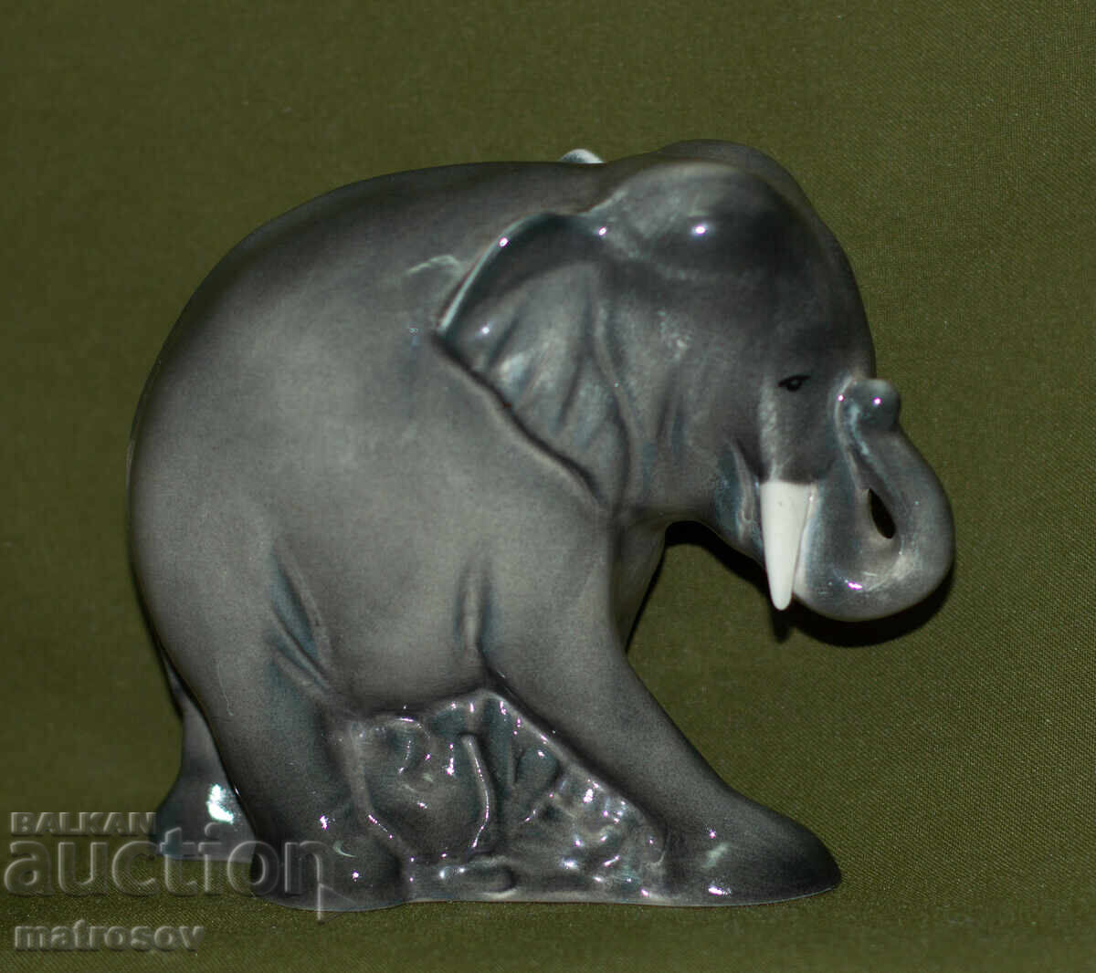 Decorative porcelain figurine, elephant with price 130.00 BGN | € 66.47