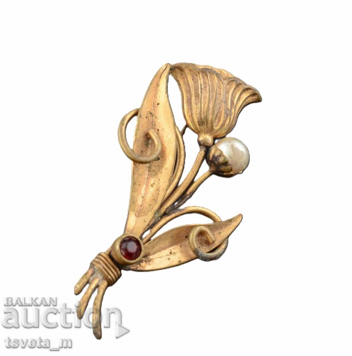 Antique brooch