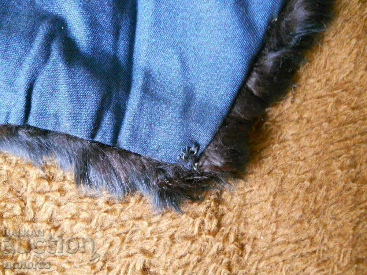 Delivery of Northern urban costume collar