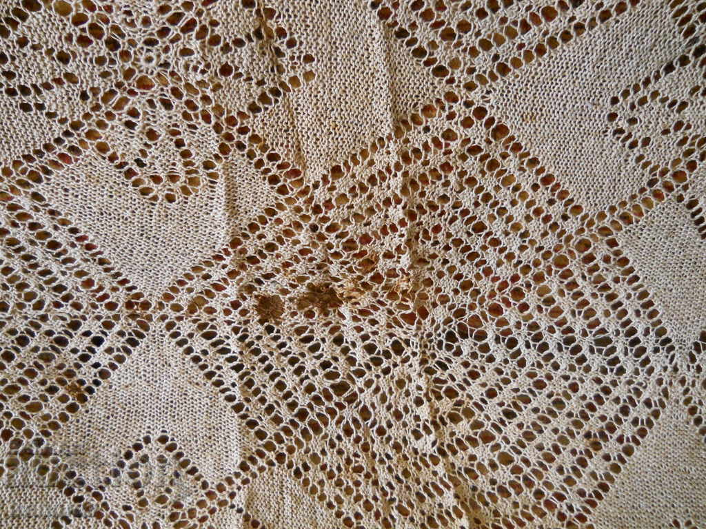 Licitație Veche față de masă din dantelă lucrată manual Licitație Veche față de masă din dantelă lucrată manual