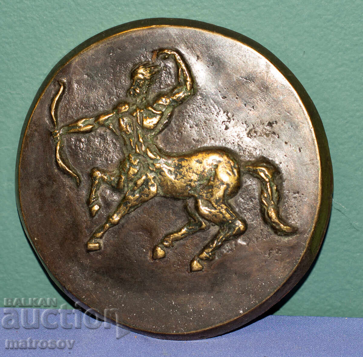 Χάλκινο ανάγλυφο γλυπτό με τιμή 350.00 BGN | € 178.95