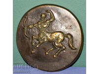 Sculptură de bronz basorelief