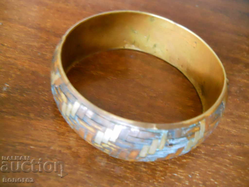 Old bronze bracelet with price 5.00 BGN | € 2.56