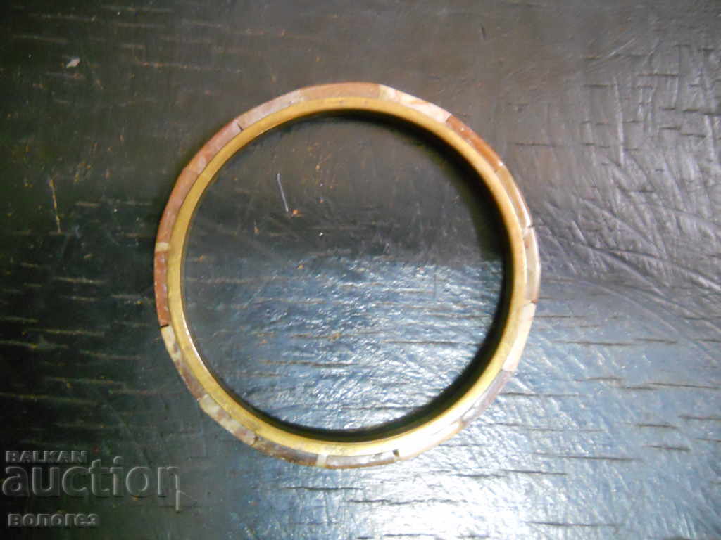 Стара бронзова гривна с орнаменти от ахат - 5