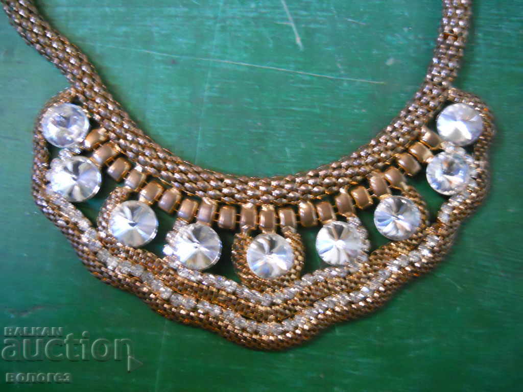 Colier din bronz antic cu preț € 5.20 | 10.17 BGN Colier din bronz antic cu preț € 5.20 | 10.17 BGN